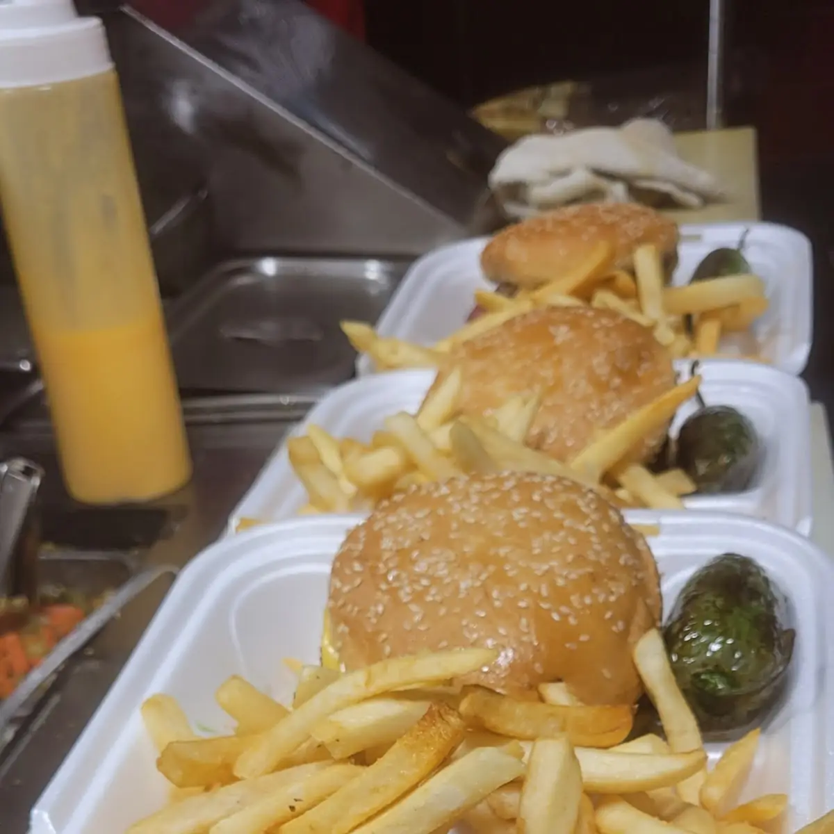 Cheese Burger Bacon w Fries