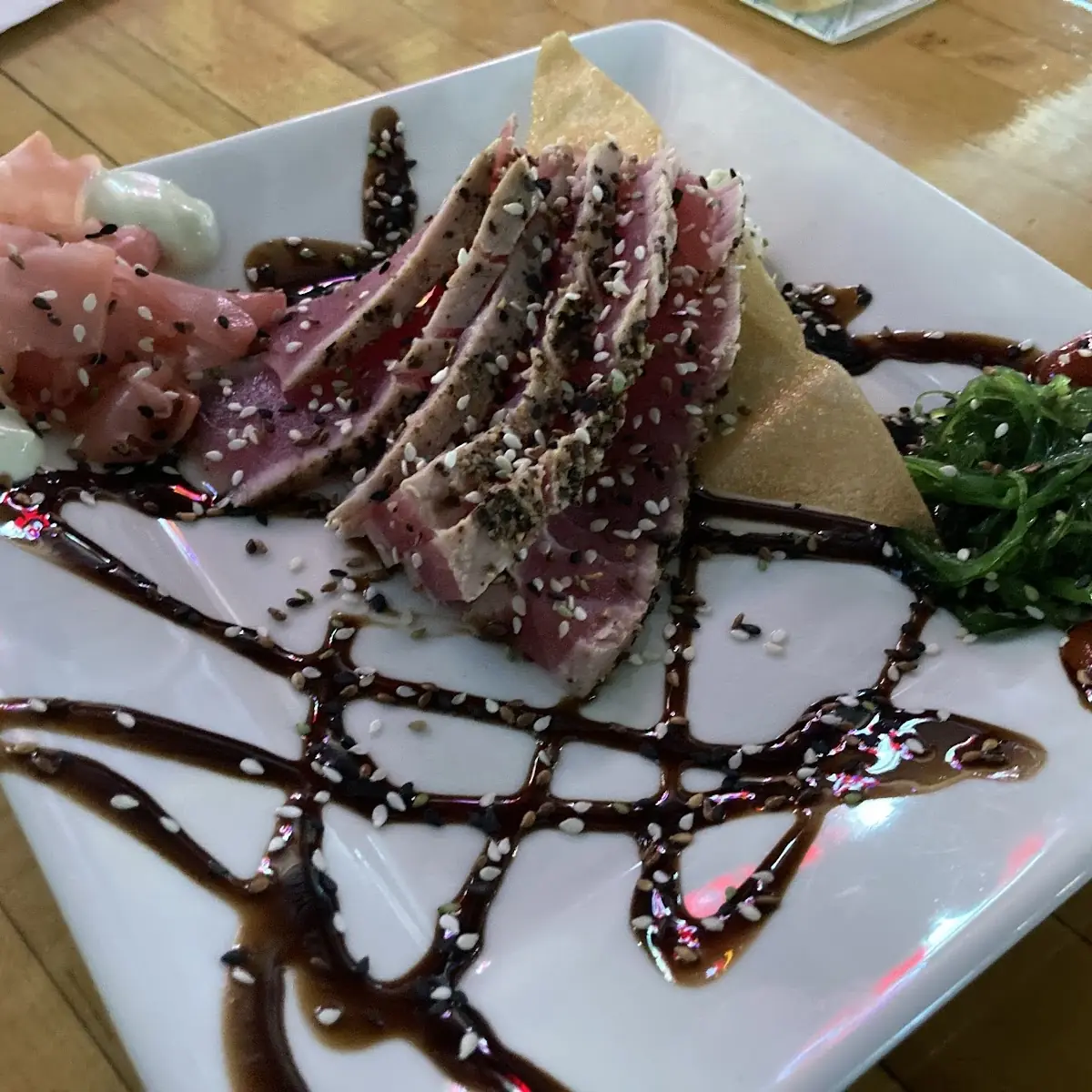 Black Pepper Seared Yellow Fin Tuna