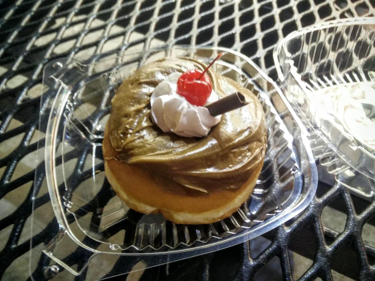 Root Beer Float Donut
