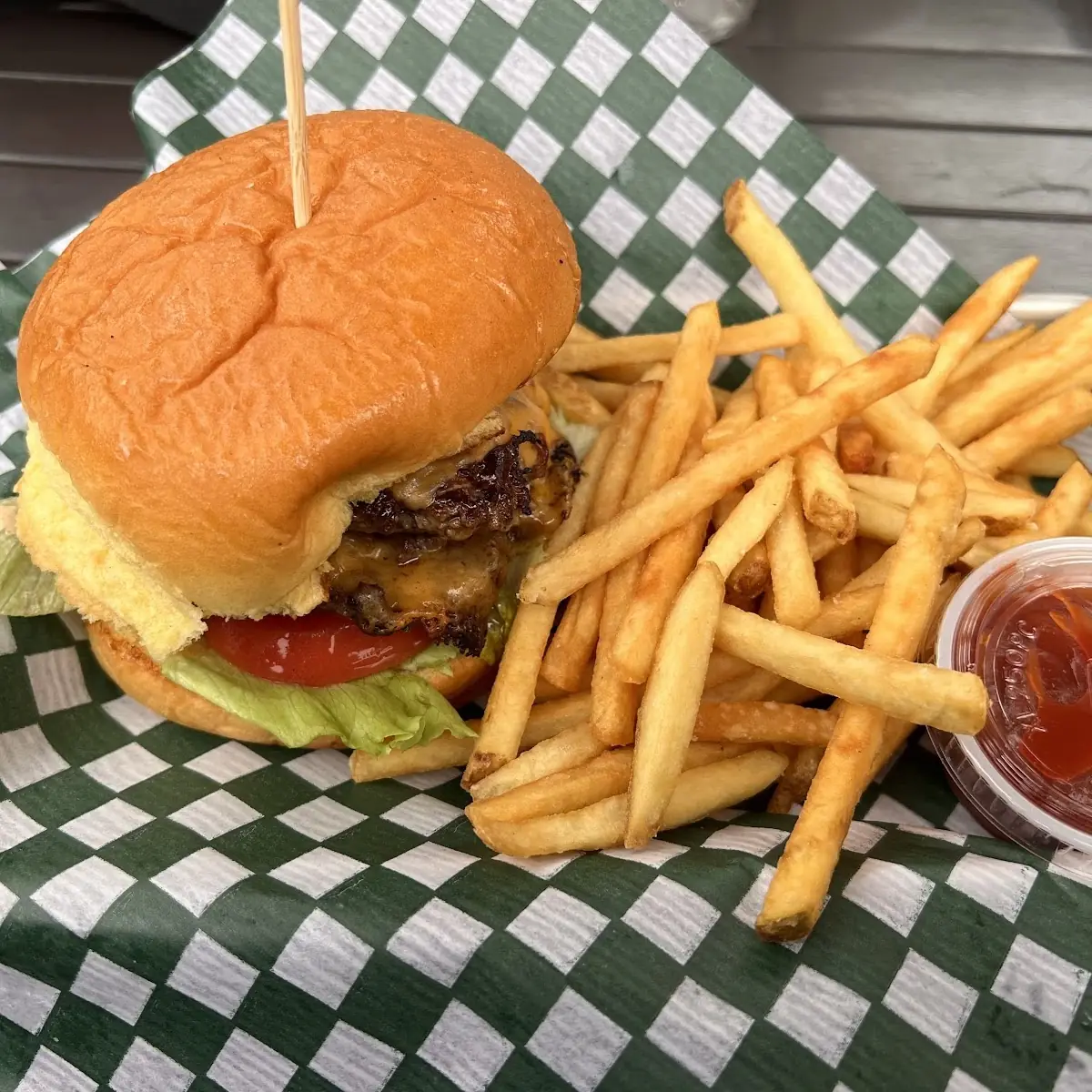 Double Char Burger, Char And Chowder