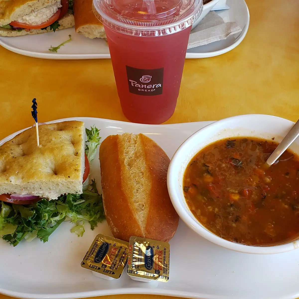 Value Duet Tuna Sandwich and Ten Vegetable Soup