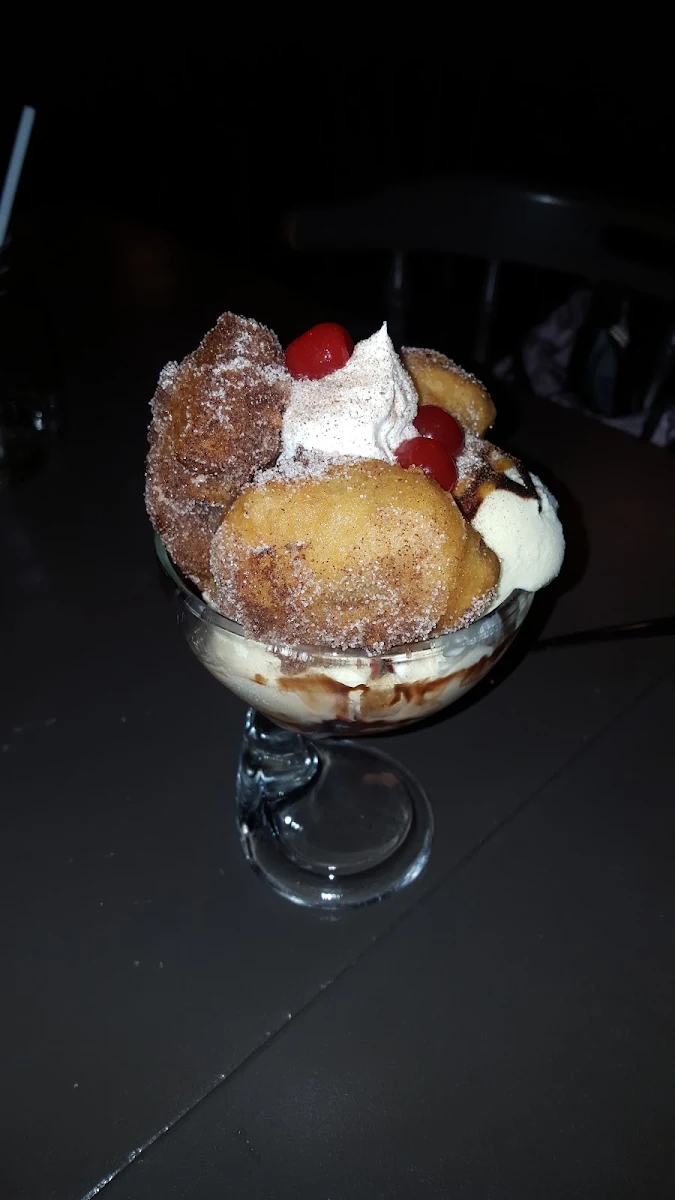 Banana Fritter, Duffy's Famous Fish & Chips Restaurant