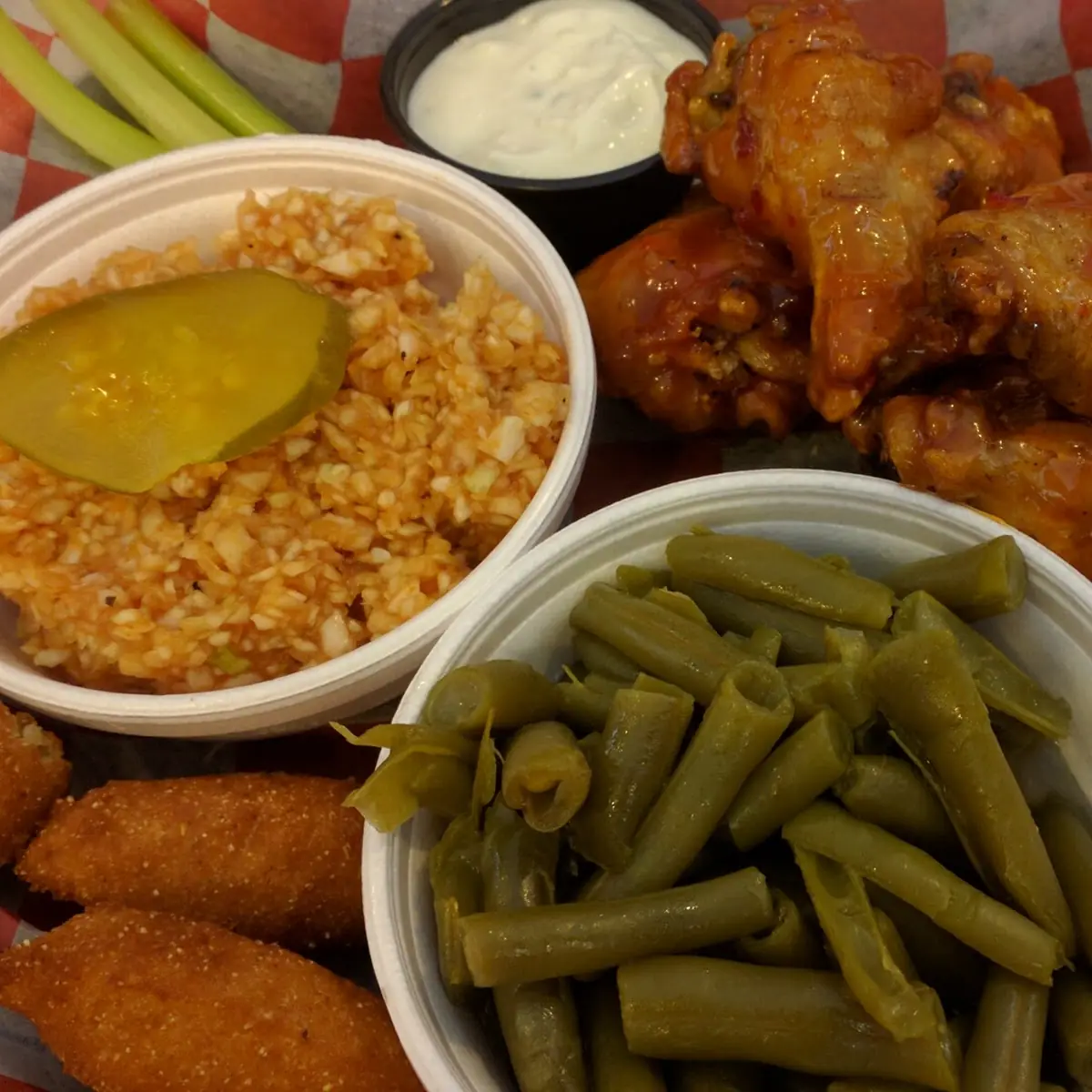 Hit Wings Green Beans Slaw