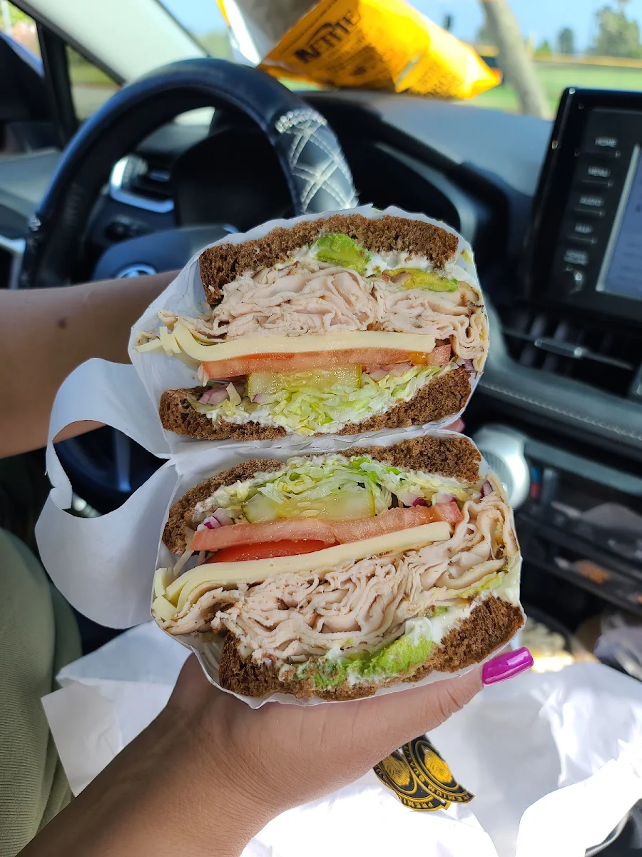 Chicken Cutlet Sandwich with Vegetables
