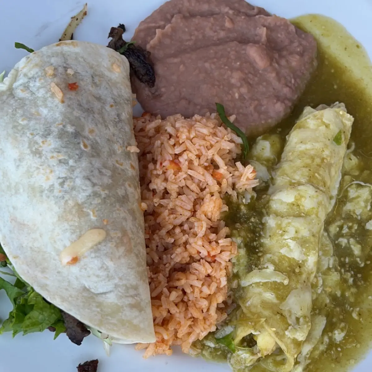 Chicken Enchiladas w Green Tomatillo Sauce