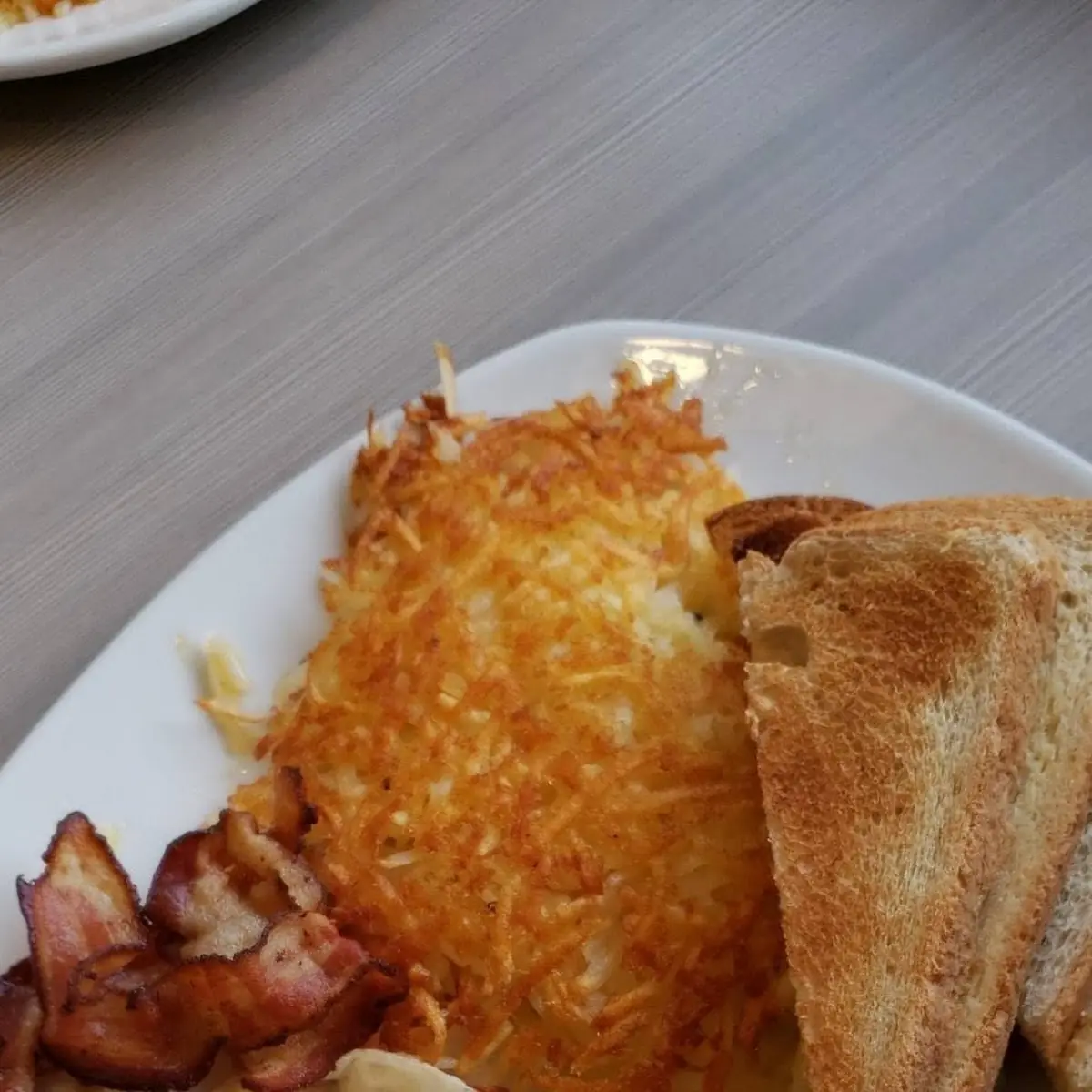 Scrambled Egg Hash Browns & Toast