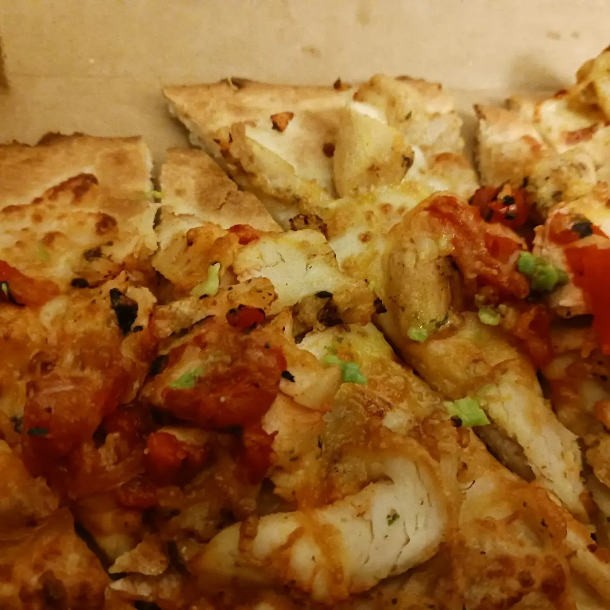California Chicken Pizza