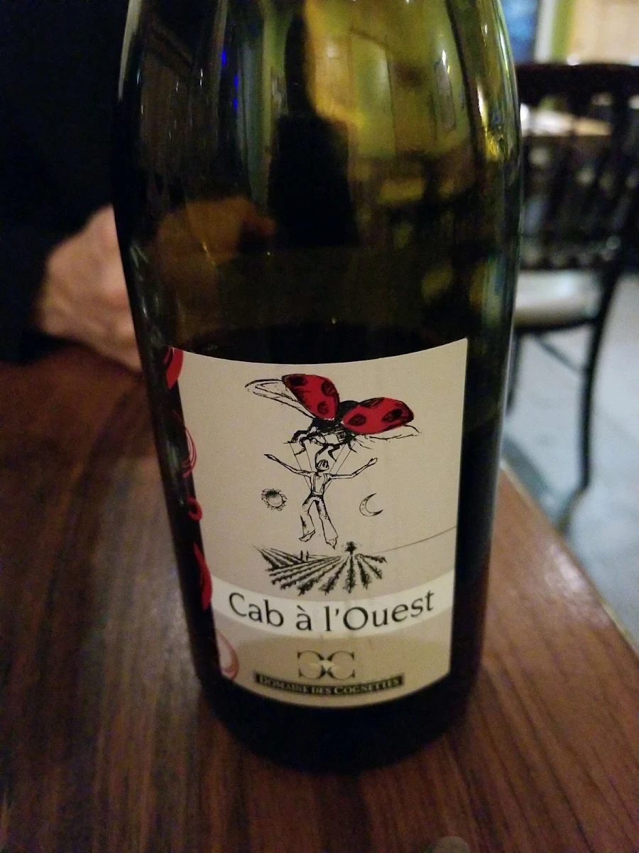 Du Vin Rouge, L'Imposteur Resto-Traiteur Flexi-Végé