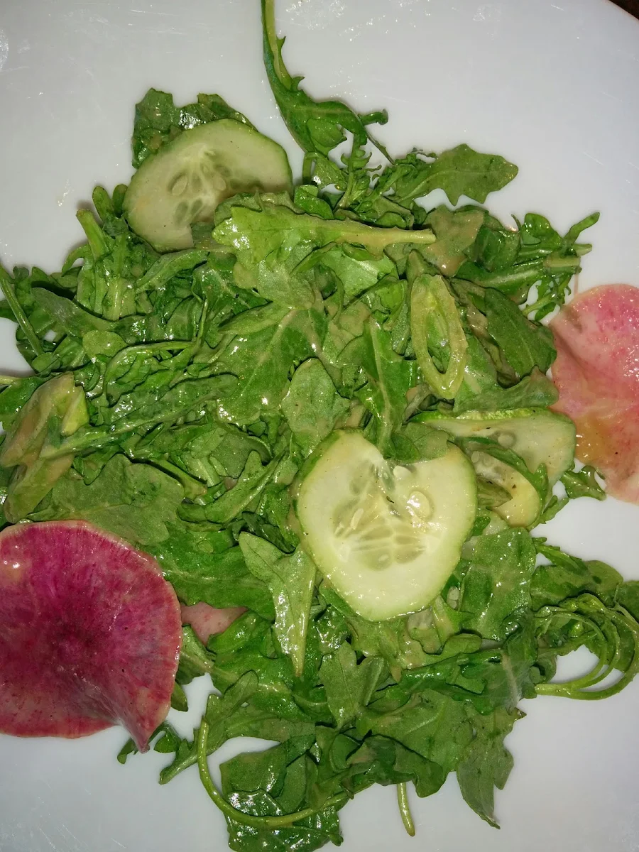 Salade Maison Avec Radis, L'Imposteur Resto-Traiteur Flexi-Végé