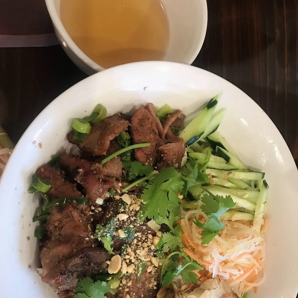 Bún Thịt Nướng Chả Giò