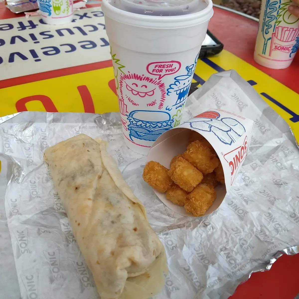 Premium Burrito Supreme Meal
