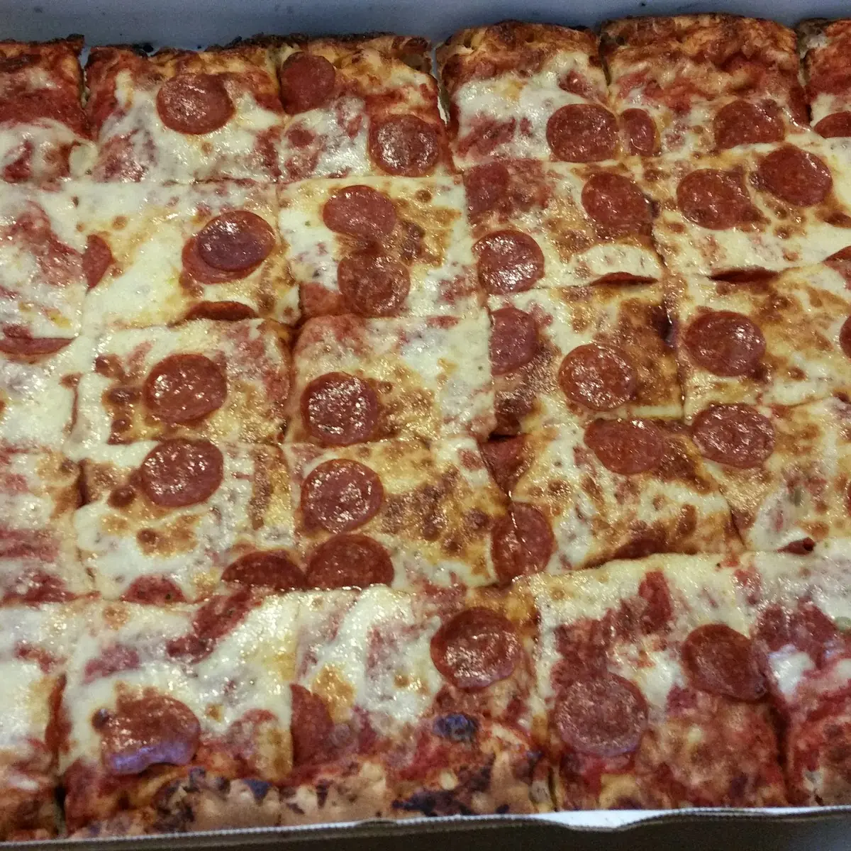 Pepperoni Pizza Roma