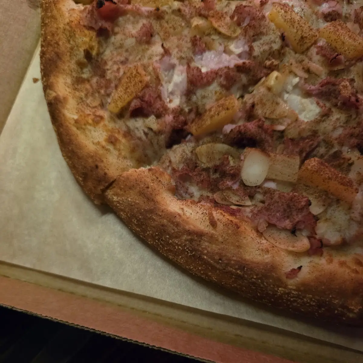 Hawaiian Pizza