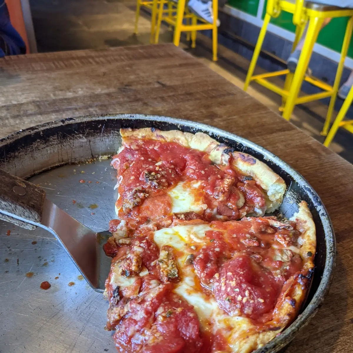 Express Personal Deep Dish Pizza