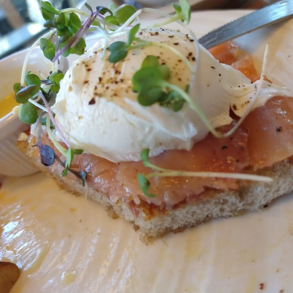 Smoked Salmon Eggs Benedict