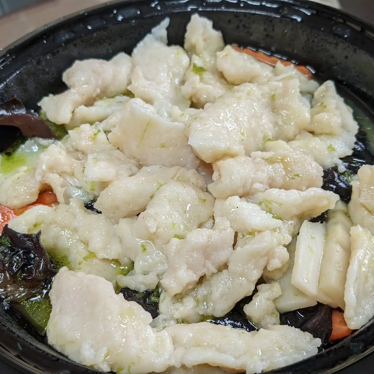 Fish Fillet in Pickled Veggie Soup 酸菜鱼片汤