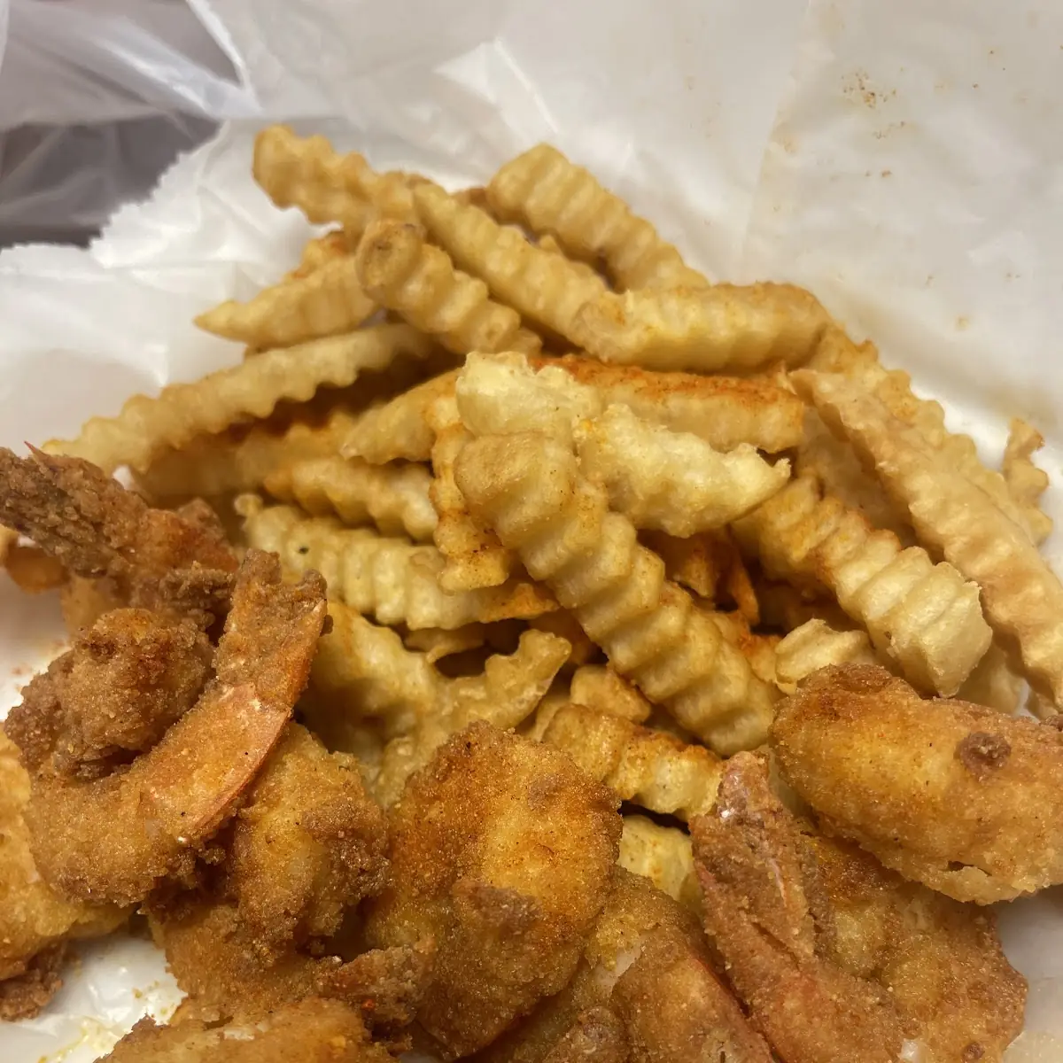 lg Shrimp Basket w Fries