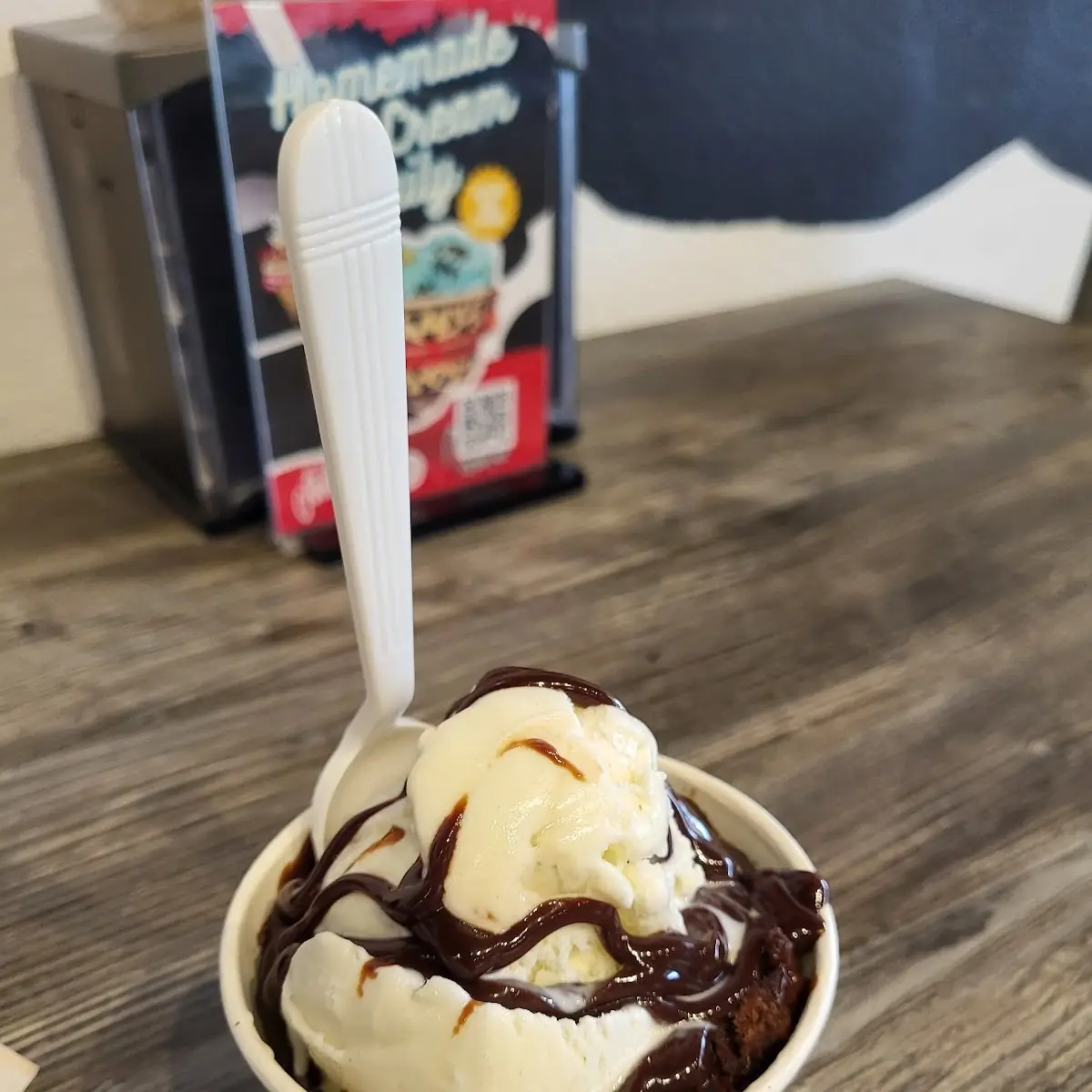 Cold Fudge Sundae