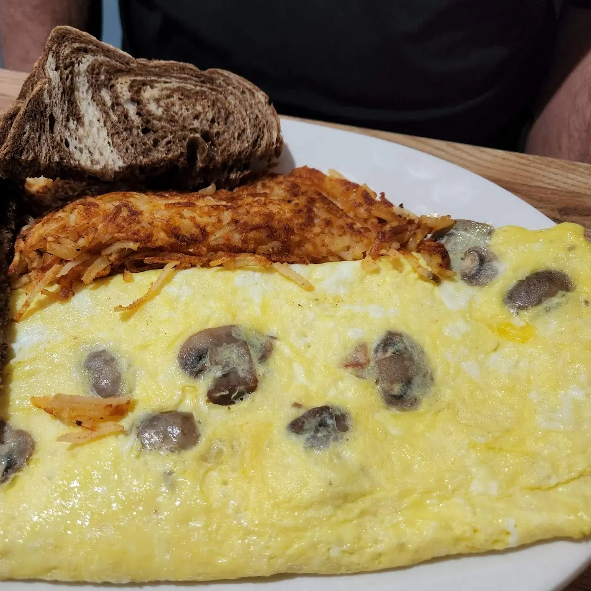 Mushrooms Cheese Omelet