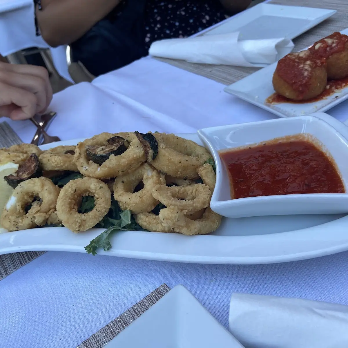 Calamari, La Contessa Ristorante