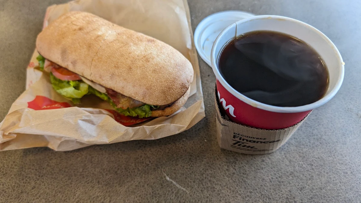 Tim Club Sandwich, Tim Hortons