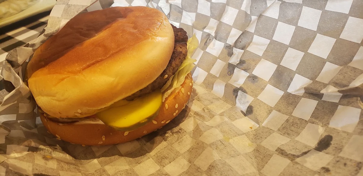 Deluxe Cheese Burger