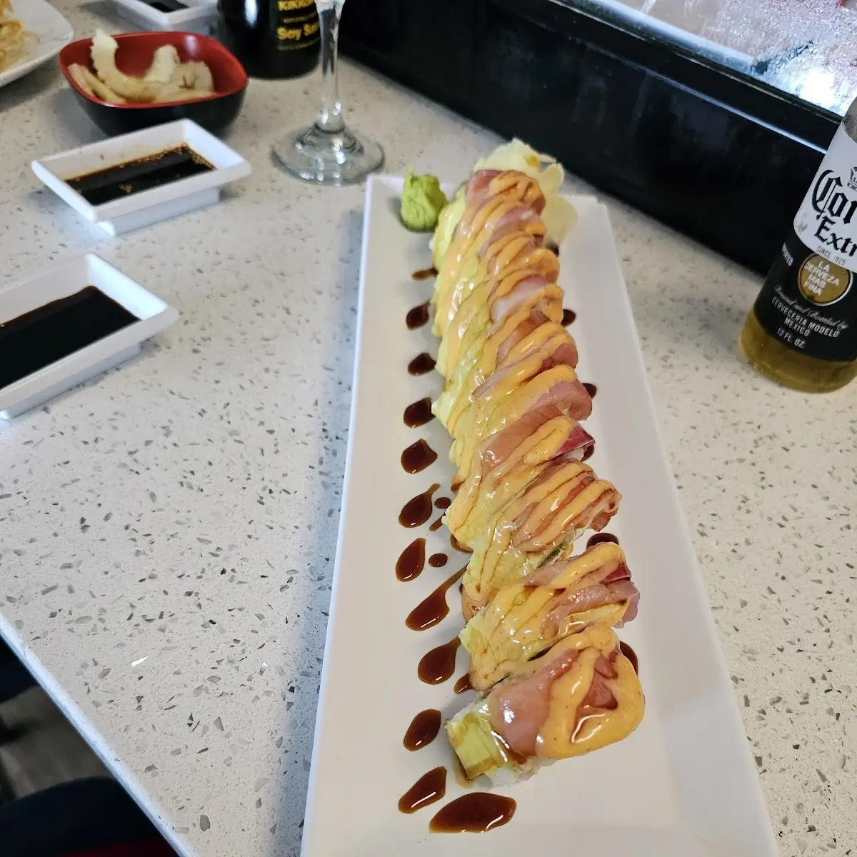 Dewey Roll Modified with Yellowtail on Top