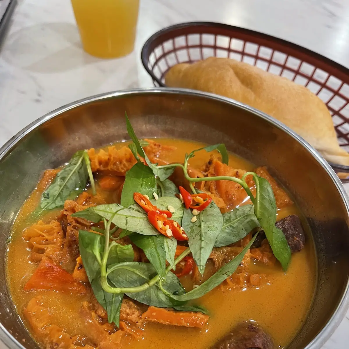 Bánh Mì Phá Lấu