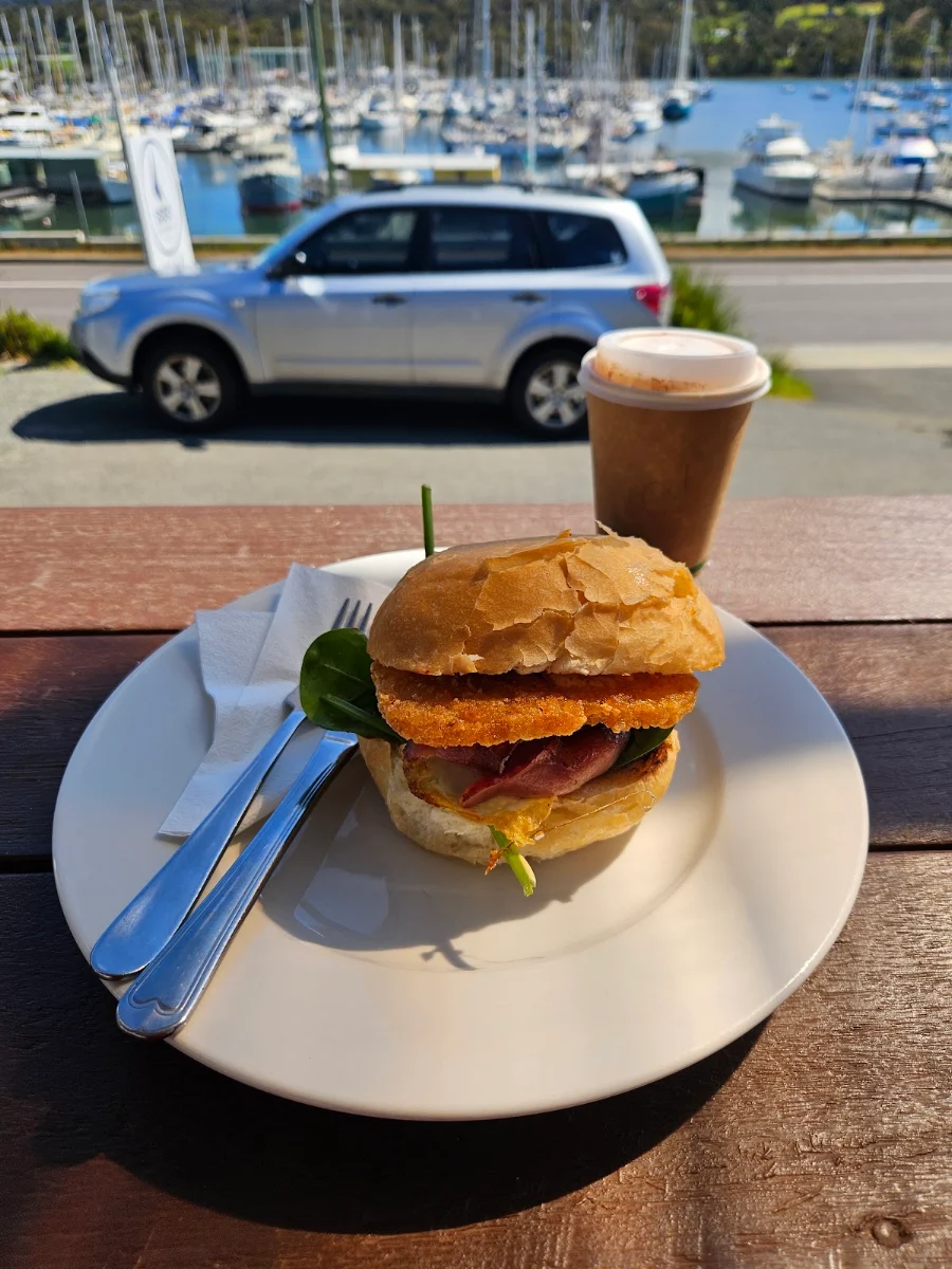 Brekky Burger GF V on Request, Kettering Cafe