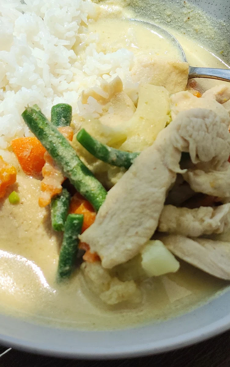 Thai Chicken Curry, Kettering Cafe