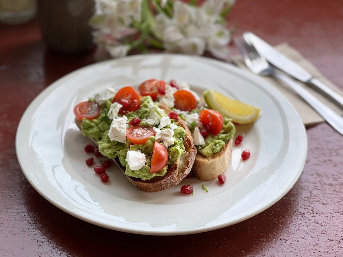 Vegan Smashed Avocado Ve GF on Request, Kettering Cafe
