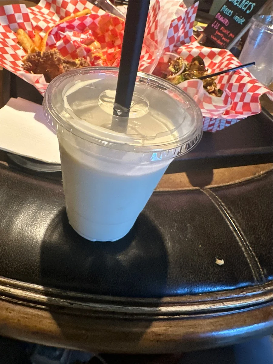 Vanilla Milkshakes