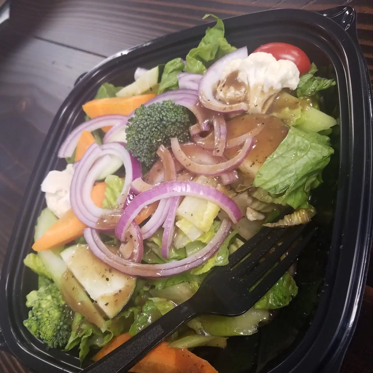 Garden Salad with Balsamic Vinaigrette