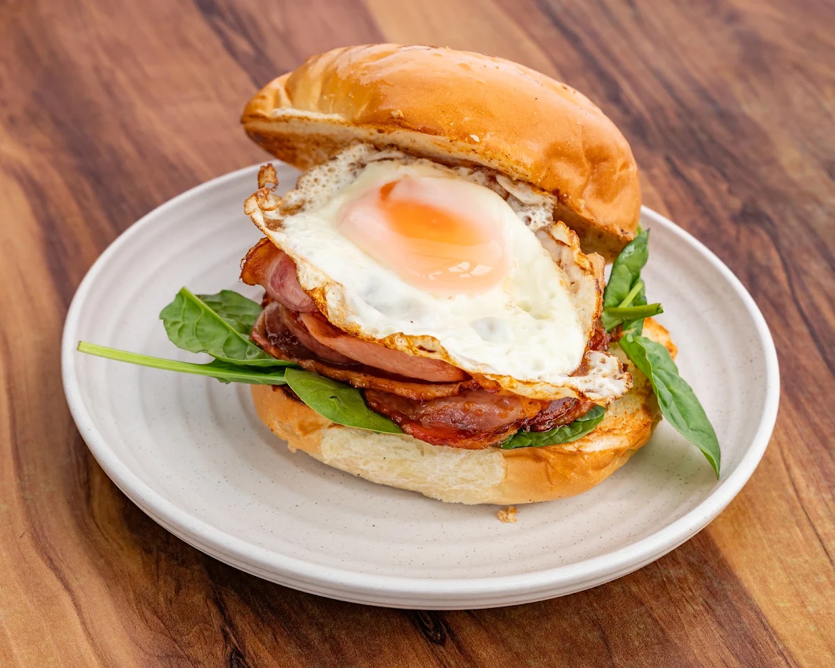 Double Bacon & Egg Roll, Gamble & Brown Cafe