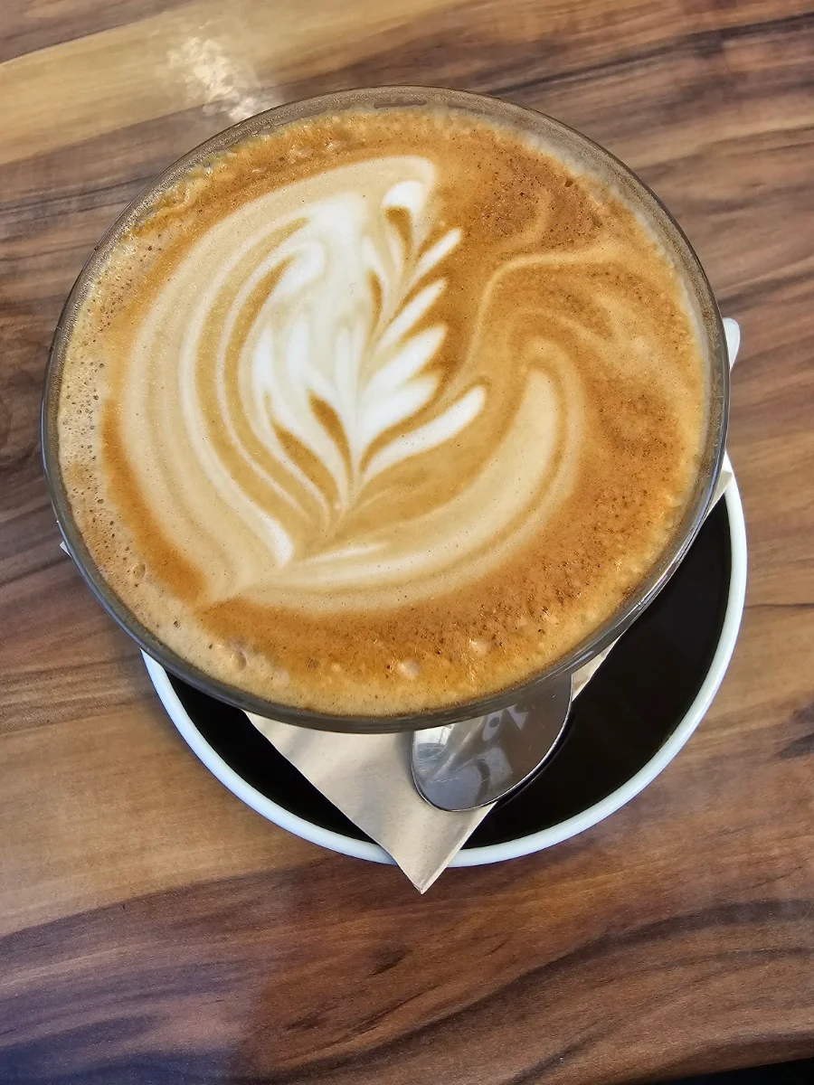 Flat White, Gamble & Brown Cafe