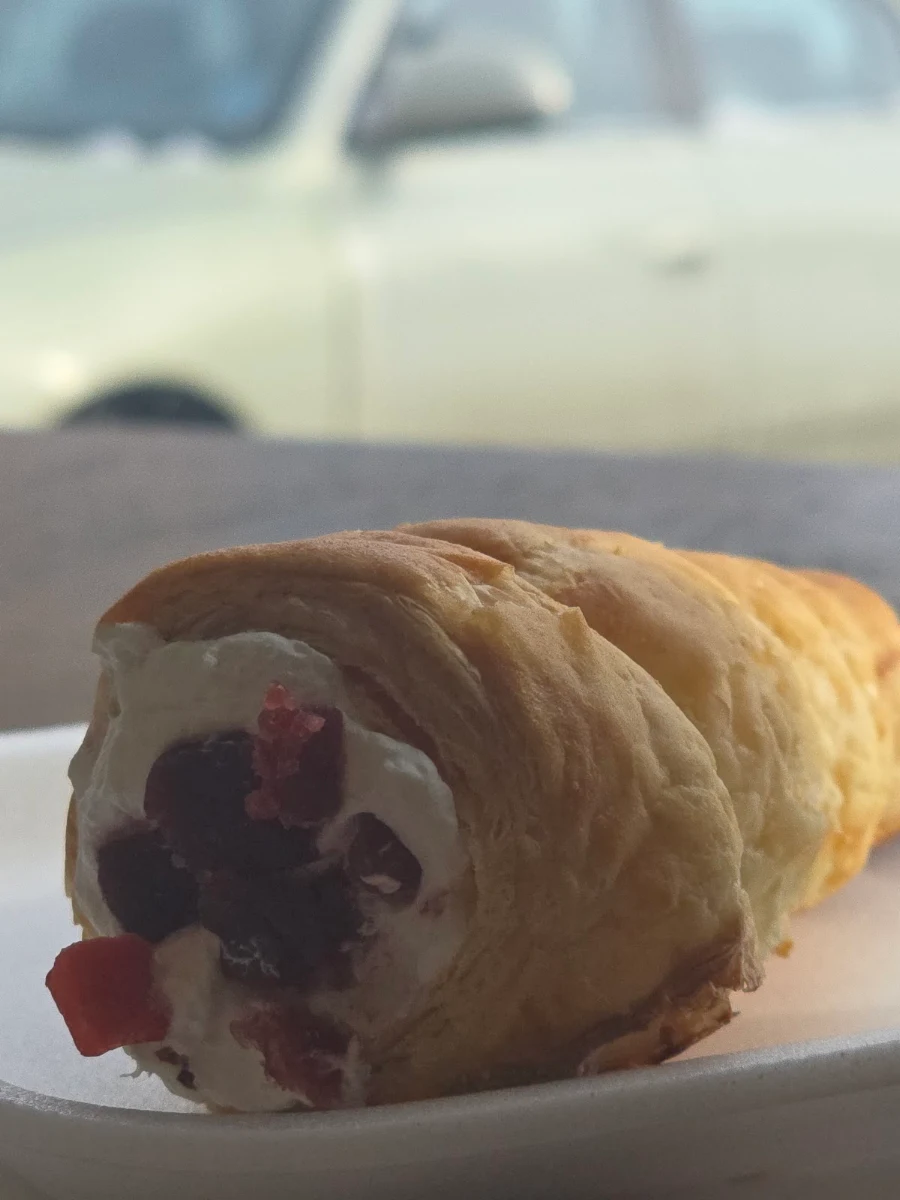 Cream Roll