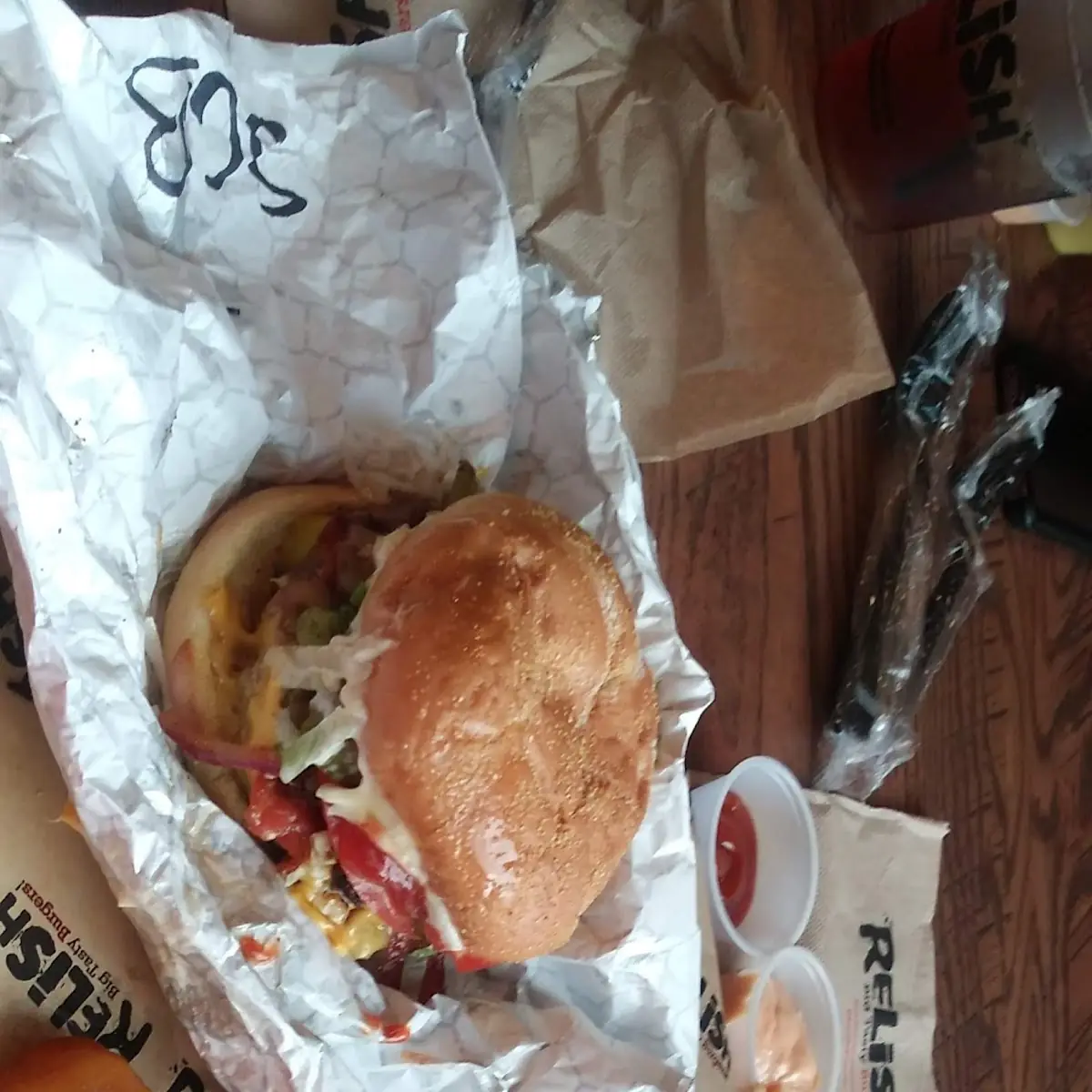 Hamburger with Onion Rings