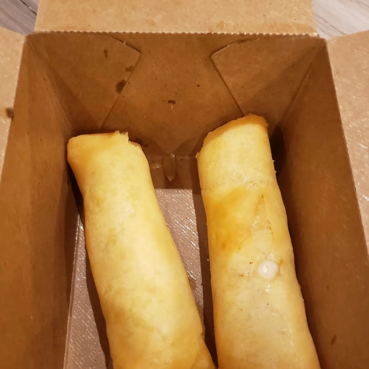 Macaroni and Cheese Spring Roll