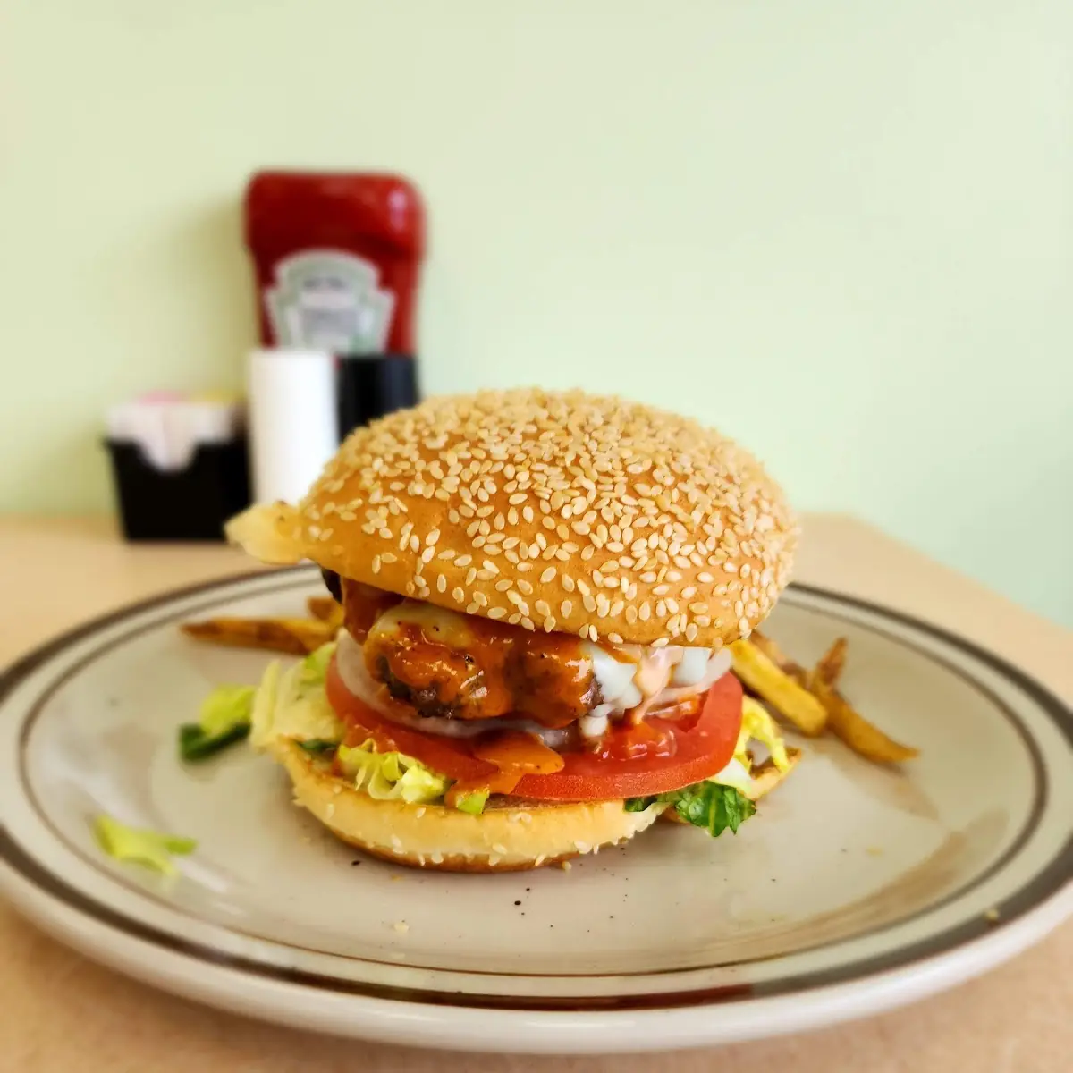 Single Cheese Burger with Chipotle Sauce