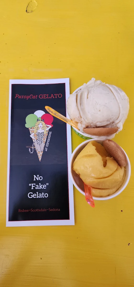 Mango and Vanilla Gelato
