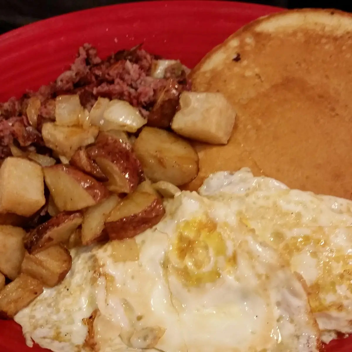 Corned Beef Hash & Hash Browns