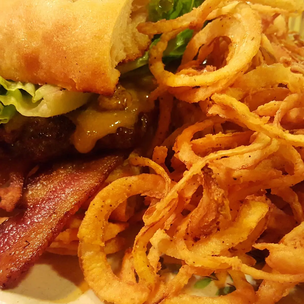 Bacon Cheeseburger with Shoestring Onions