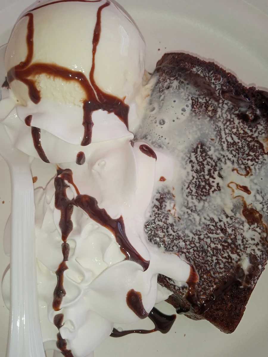 Vanilla Ice Cream with Chocolate Brownie