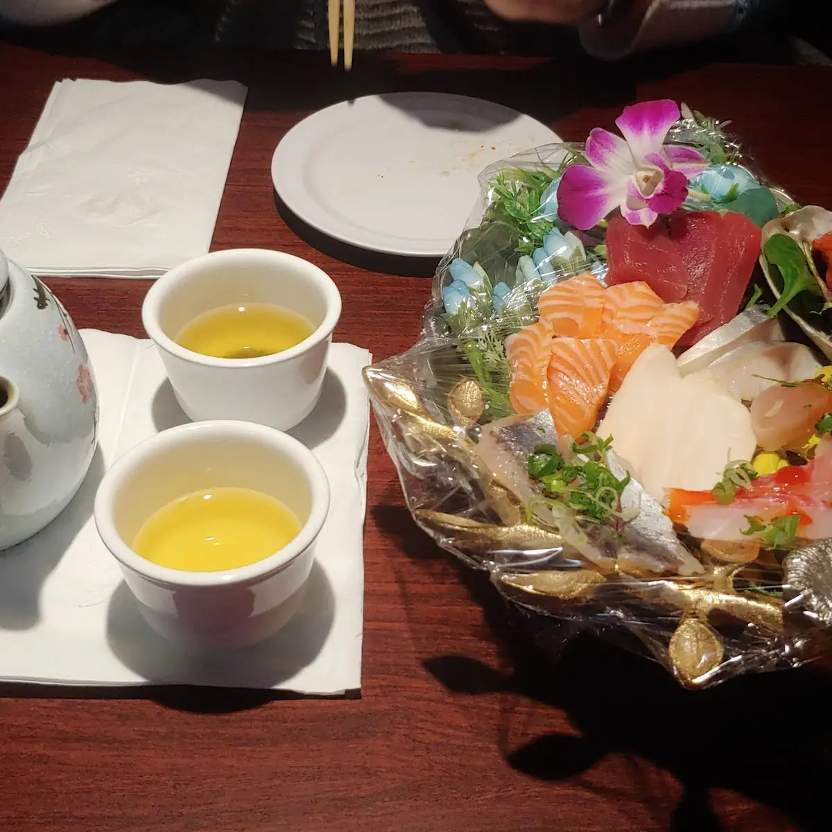 18 Piece Sashimi Combo