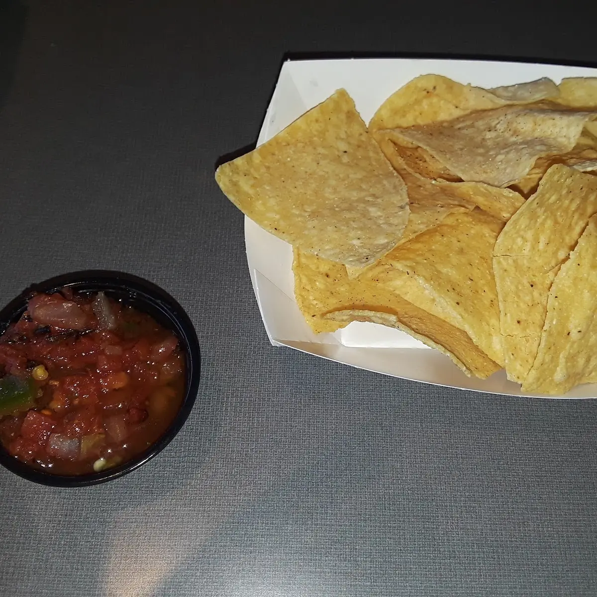 Chips Queso Salsa