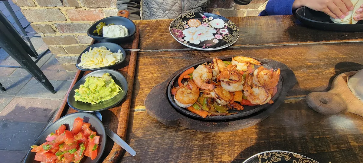 Shrimp Fajitas, Mex & Co Manly