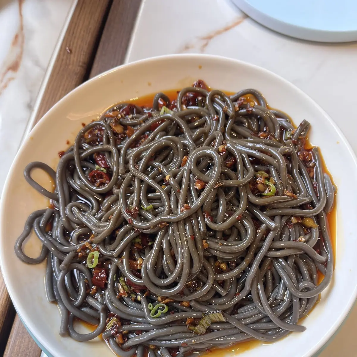 Pan-Fried Noodles With Chicken 两面黄(鸡)