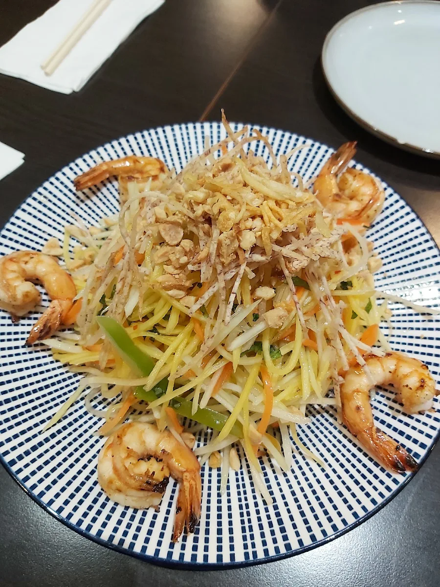 Mango Papaya Salad, PHO NON LA