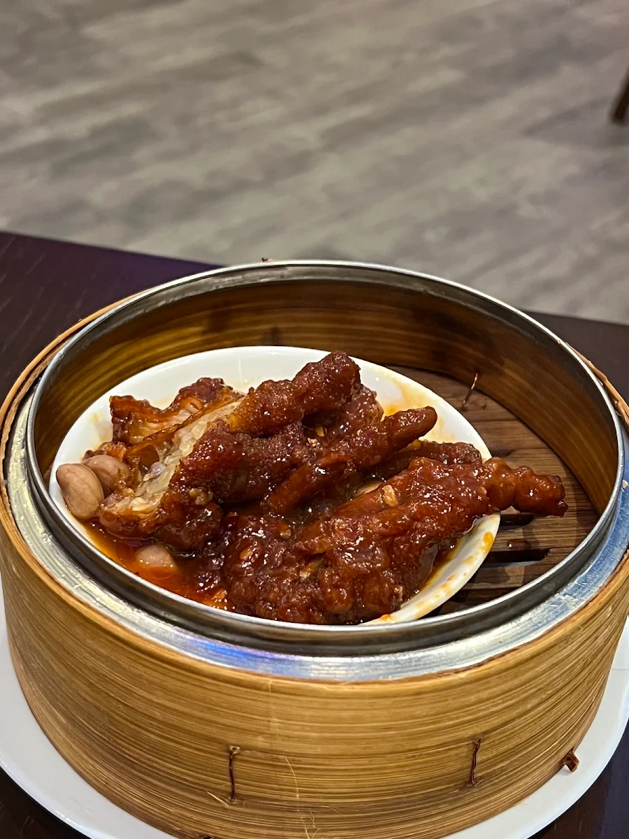 Steamed Chicken Feet