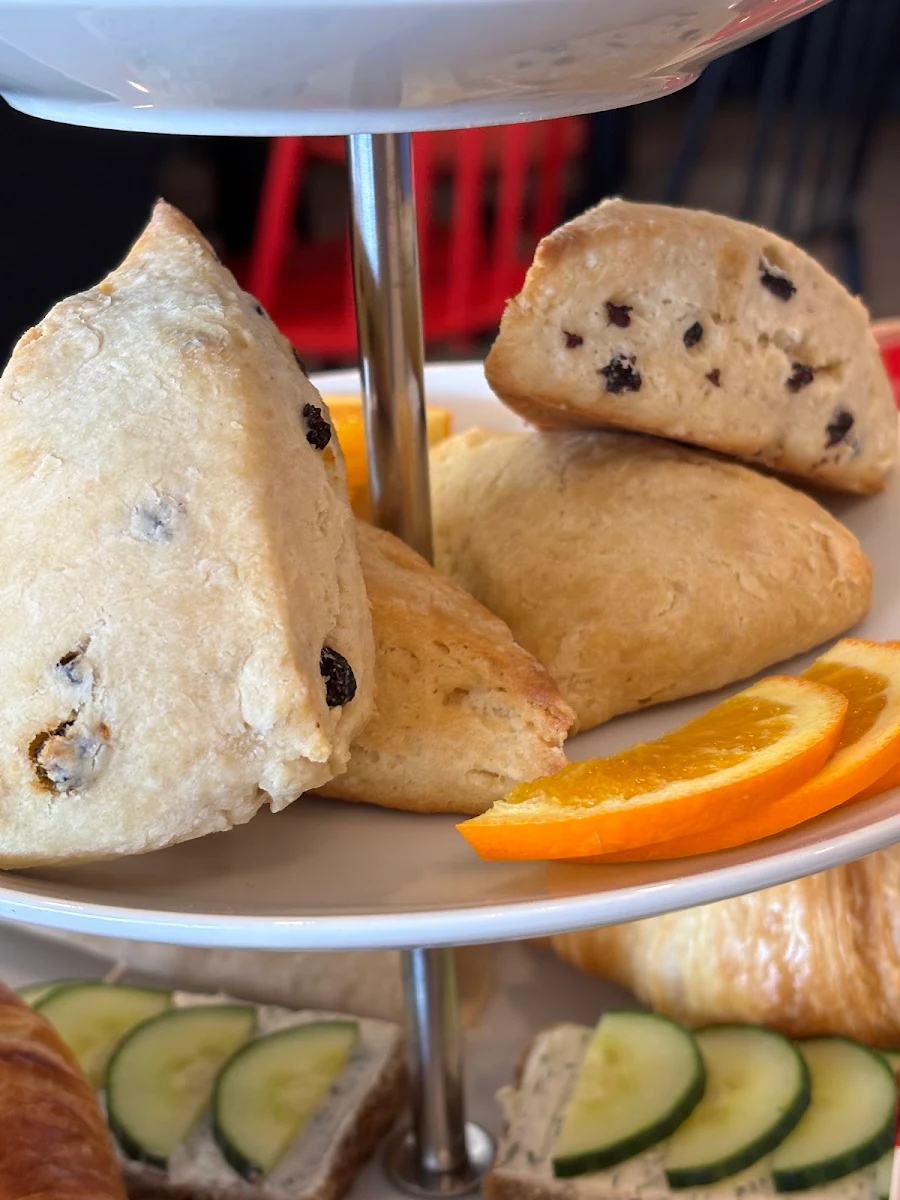 Classic Scone & Mini Egg Scone